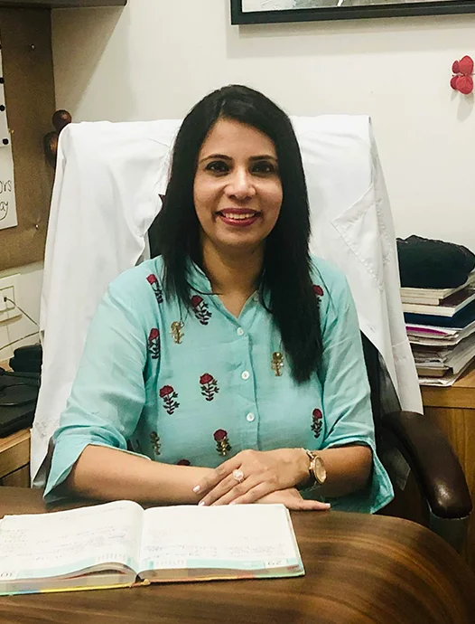 Dr. Manisha Takhtani Kundnani